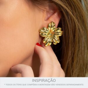 Brinco Flor Dourada